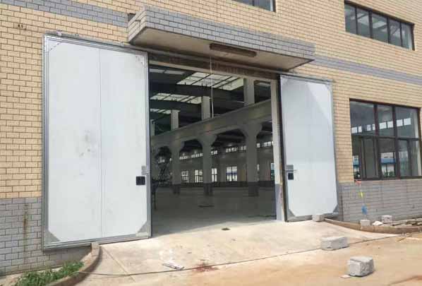 工業(yè)復合門的性能特點