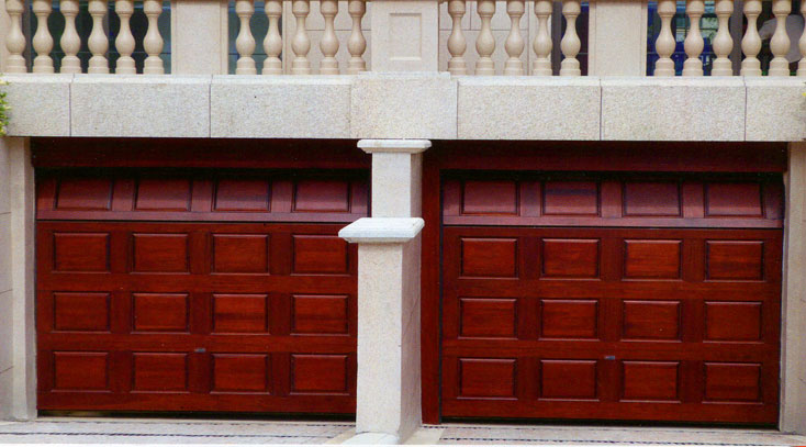 實(shí)木車庫門